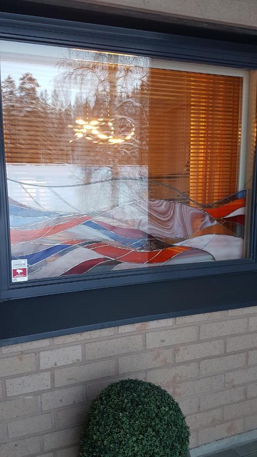 Koti Pyhaejaerven Rannalla Tampereella Exterior foto